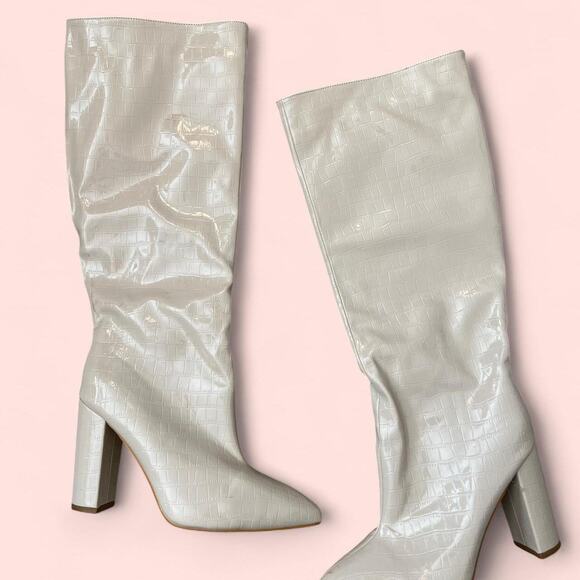 White faux leather knee high boots - Picture 2 of 4